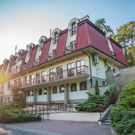 Osrodek Szkoleniowo Wypoczynkowy Roznow Hotel Exterior photo